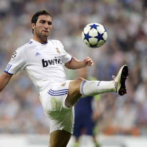 开云体育最新地址-麦基翁赛后谈200米仰泳训练心得，游泳运动员麦基翁