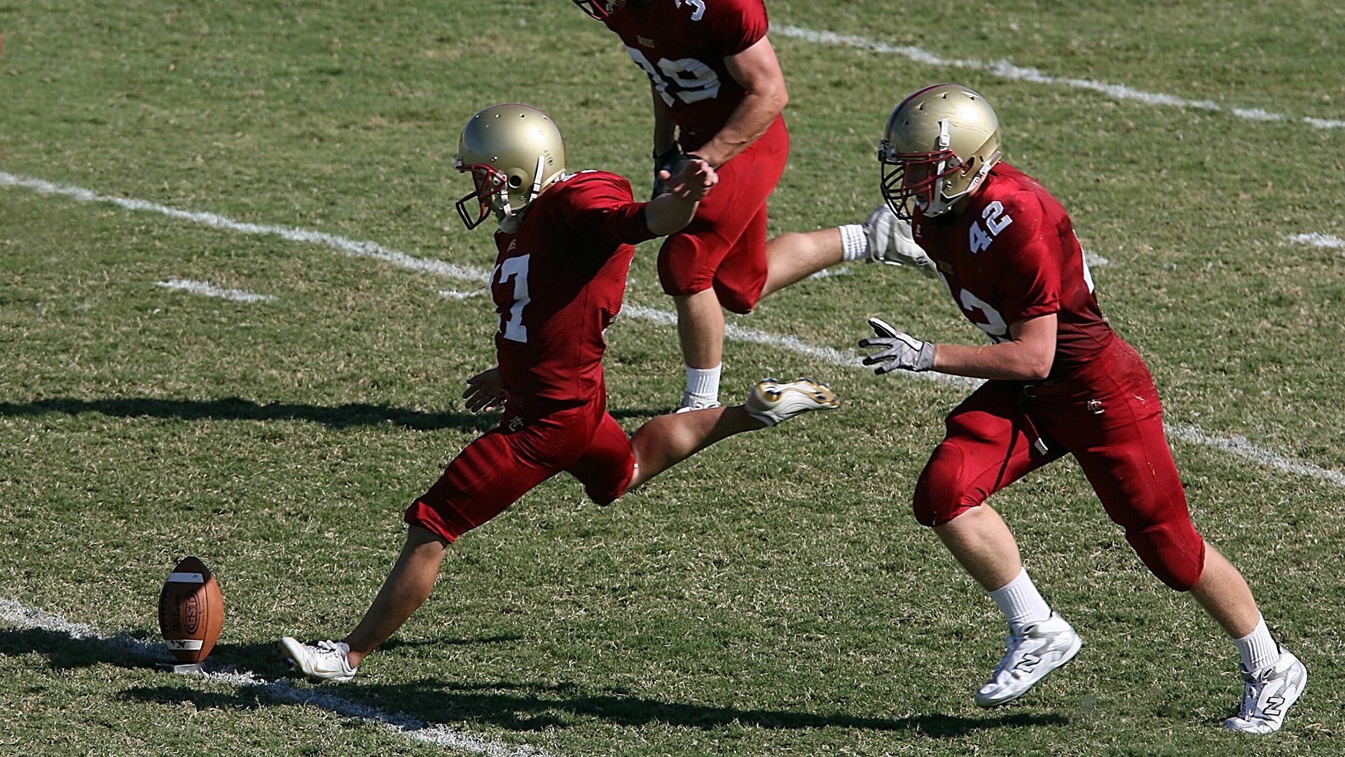 游泳选手节奏控制技术意识显著强化，游泳动作节奏是什么